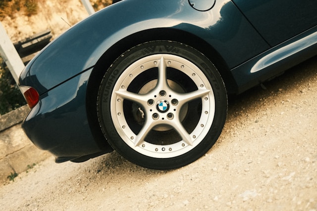 Car Shakes When Braking: Why It Happens and What to Do